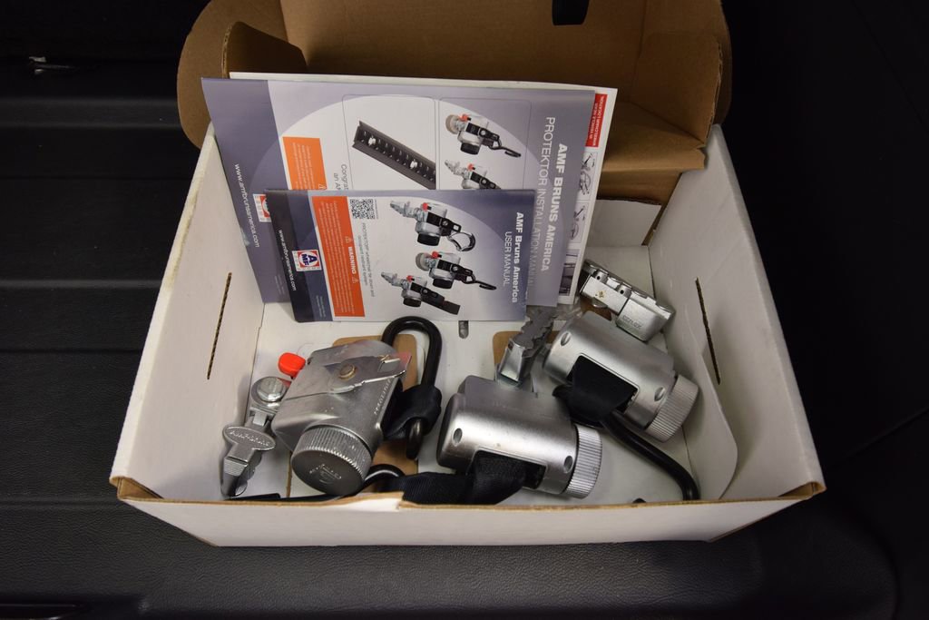 Used 2022 Toyota Sienna XLE image 46