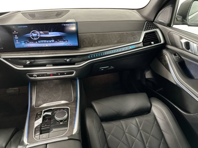 Used 2024 BMW X5 xDrive40i AWD/4WD image 28