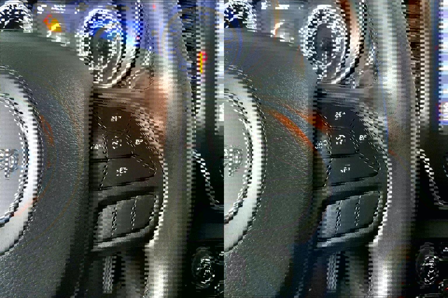 Used 2020 Jeep Cherokee Trailhawk w/ Cold Weather Group image 19