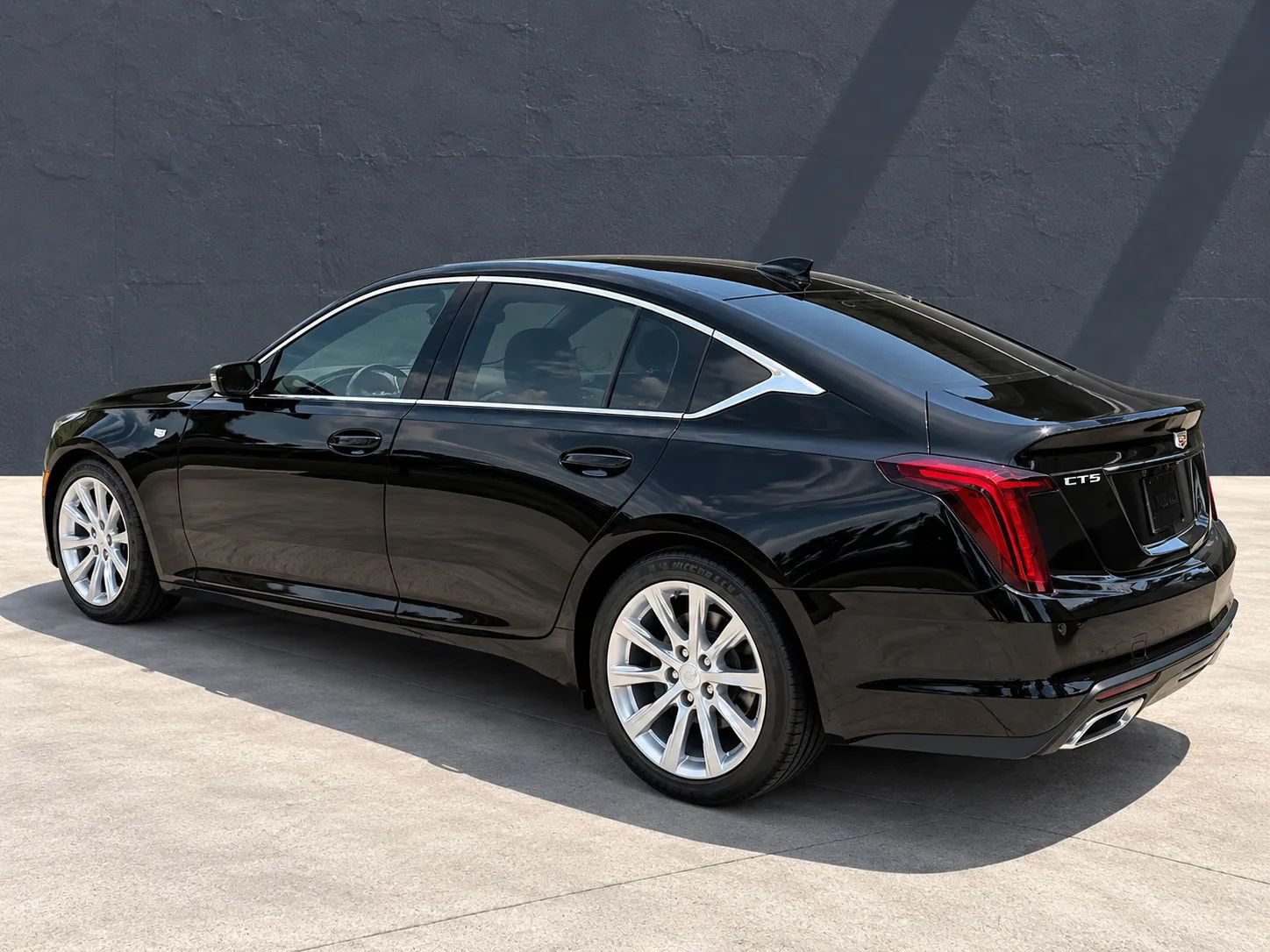 Used 2021 Cadillac CT5 Luxury RWD image 5