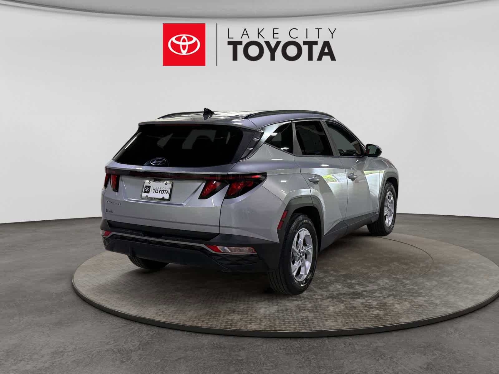 Used 2024 Hyundai Tucson SEL FWD image 9