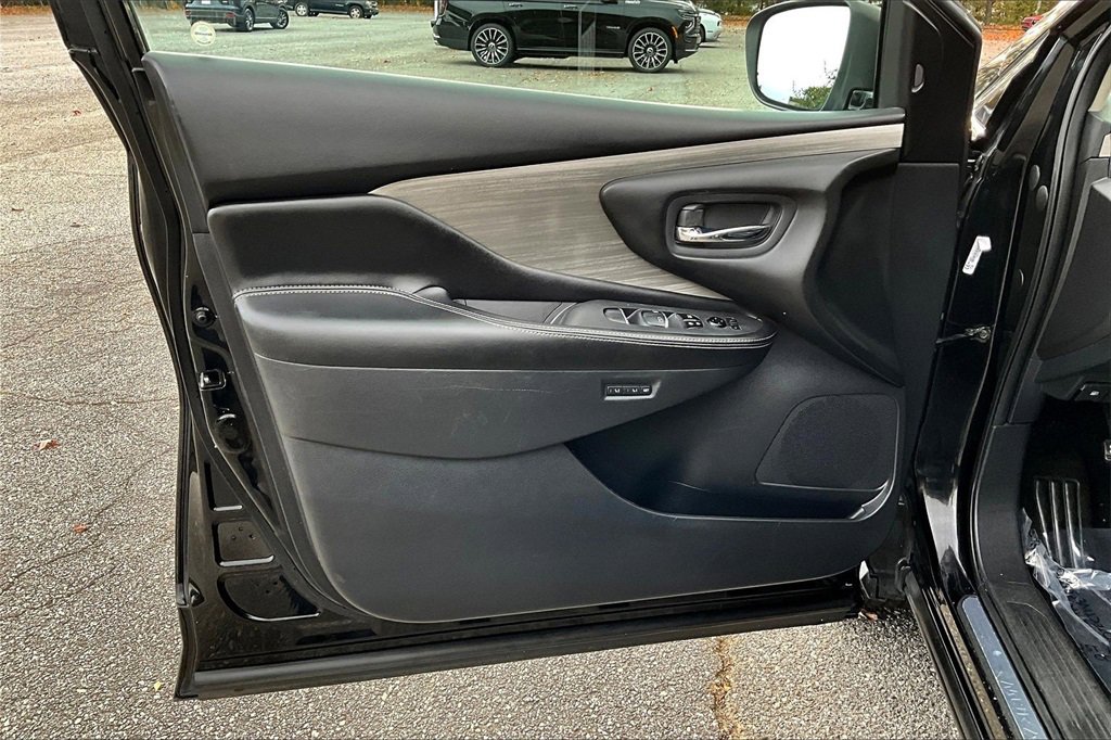 Used 2017 Nissan Murano SL w/ SL Technology Package image 18