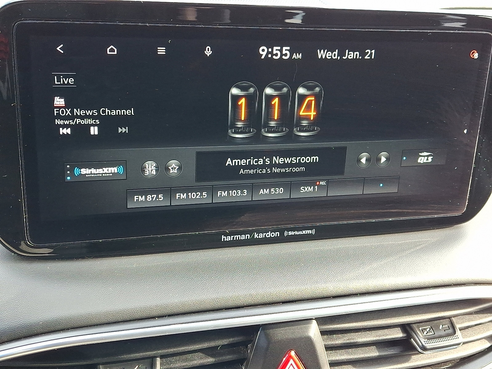 Used 2021 Hyundai Santa Fe Calligraphy image 19