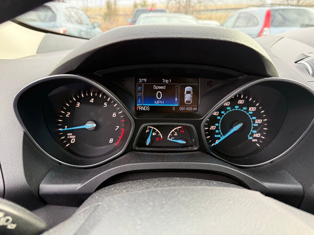 Used 2016 Ford Escape SE w/ Equipment Group 201A image 8