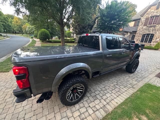 Used 2023 Ford F250 Lariat w/ Lariat Ultimate Package image 5