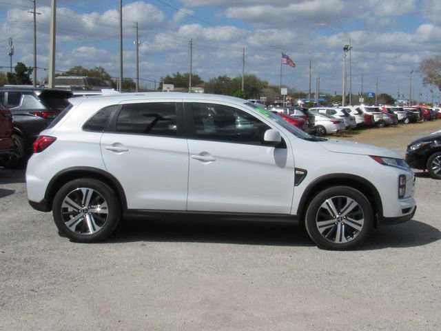Used 2024 Mitsubishi Outlander Sport ES image 2
