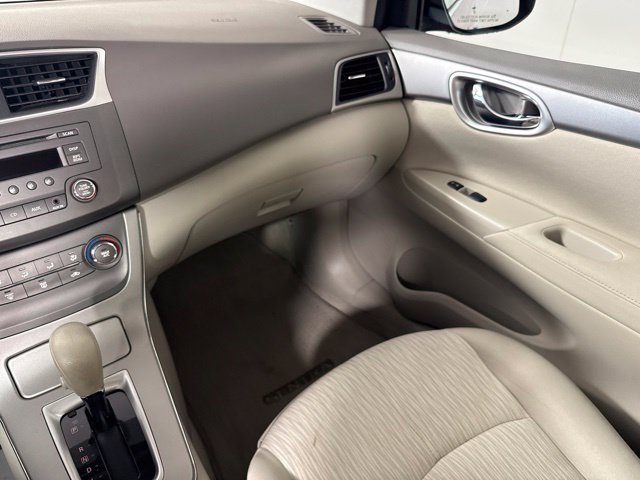 Used 2014 Nissan Sentra SV FWD image 26