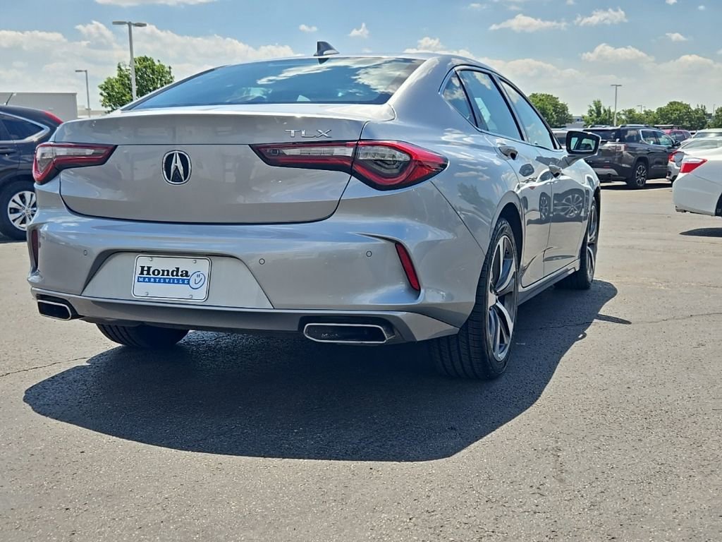 Used 2024 Acura TLX w/ Technology Package FWD image 8