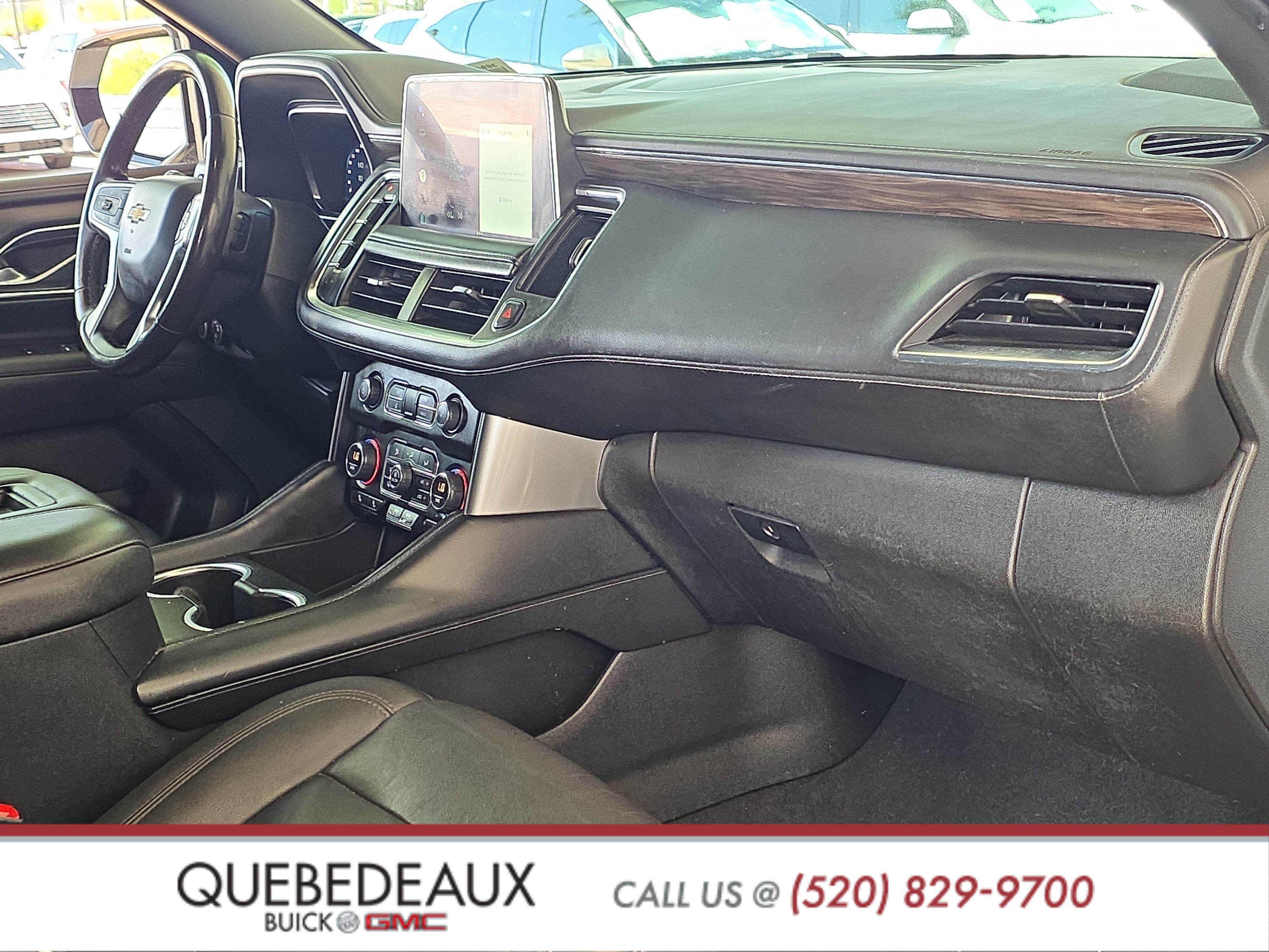 Used 2022 Chevrolet Suburban LT RWD image 25