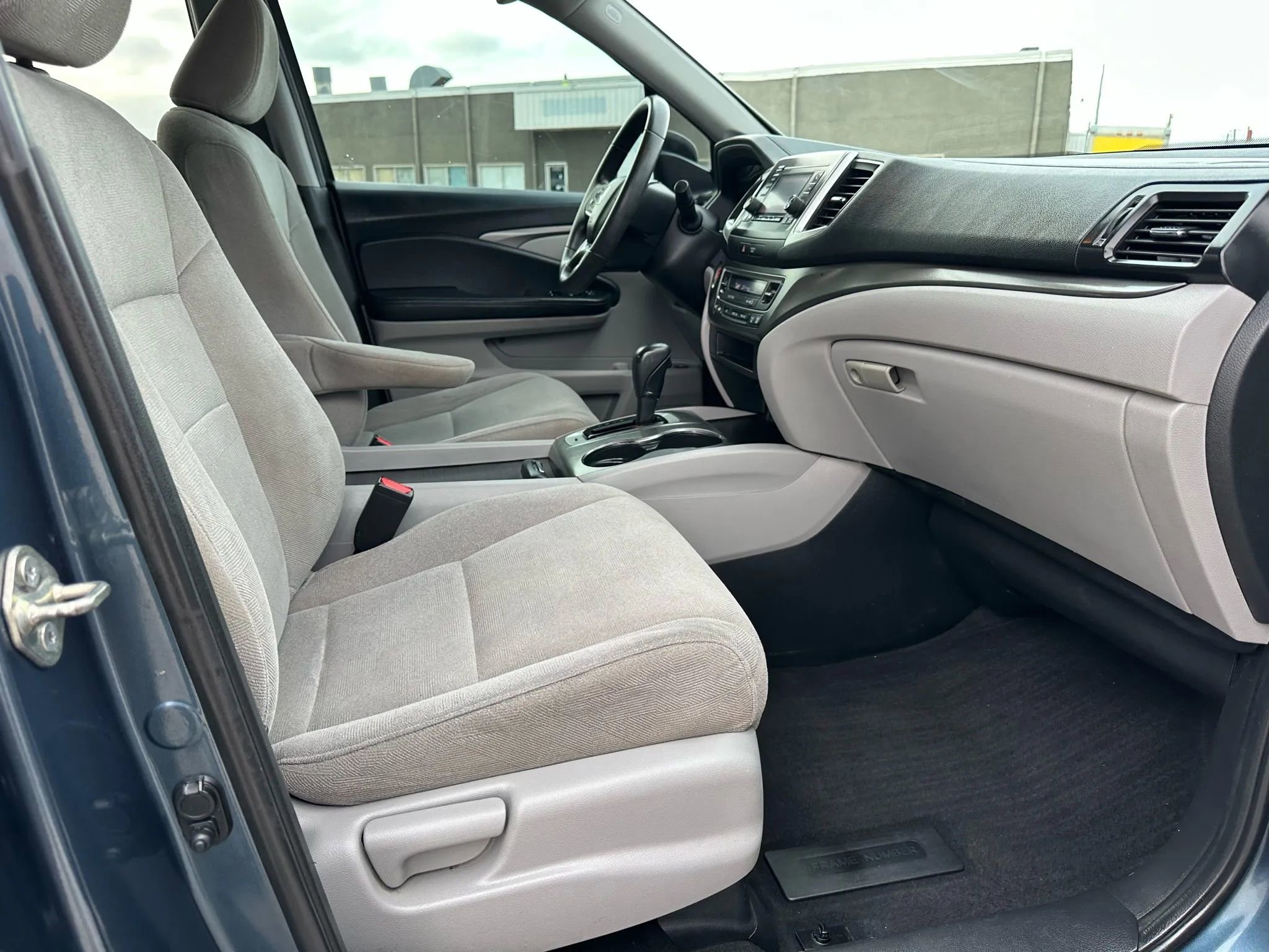 Used 2019 Honda Pilot LX image 21