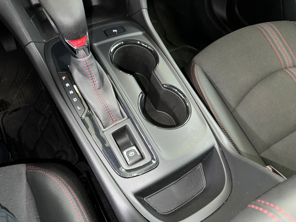 Certified 2022 Chevrolet Equinox RS w/ LPO, Floor Liner Package image 15