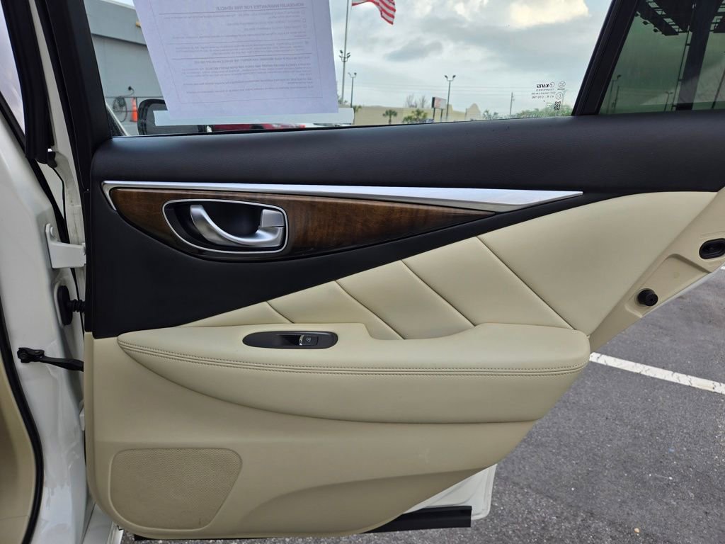 Used 2019 INFINITI Q50 Luxe w/ Essential Package (3.0T Luxe) image 40