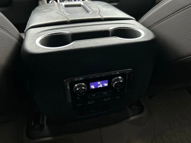 Used 2021 GMC Yukon Denali w/ Denali Premium Package image 21
