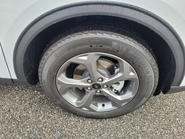 New 2026 Ford Escape ST-Line w/ Tech Pack #1 FWD image 15