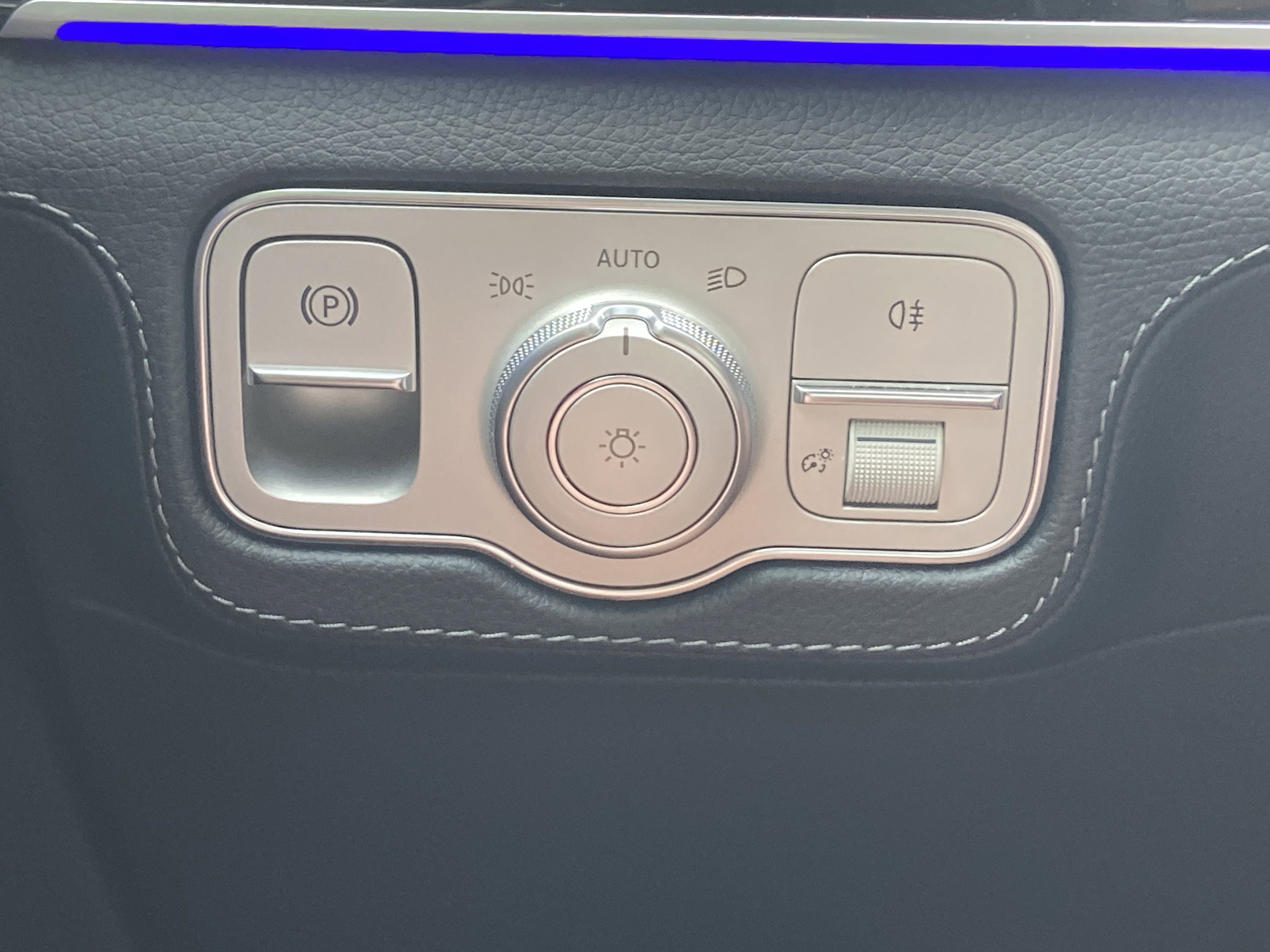 Certified 2024 Mercedes-Benz GLS 450 4MATIC image 25