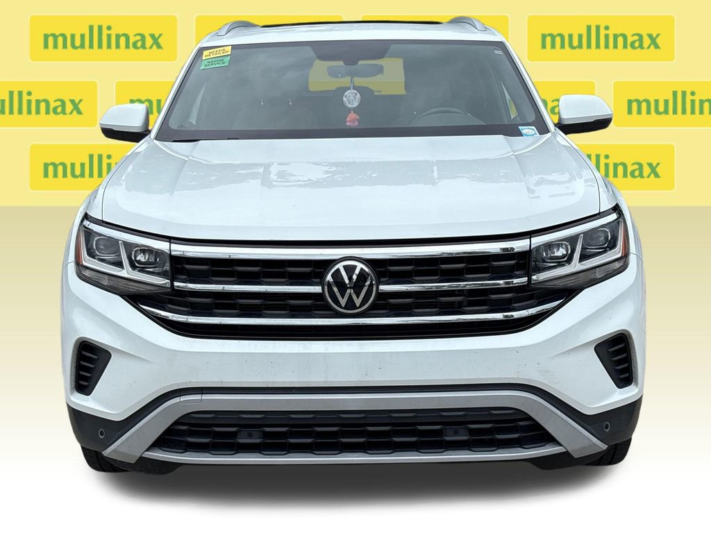 Used 2020 Volkswagen Atlas Cross Sport SE w/ Panoramic Sunroof Package image 14