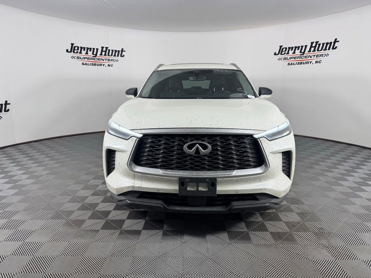 Used 2023 INFINITI QX60 Luxe image 7