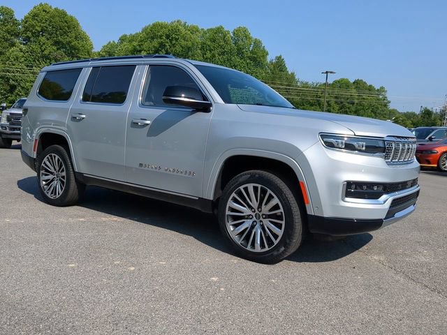 New 2023 Jeep Grand Wagoneer Series III AWD/4WD image 2