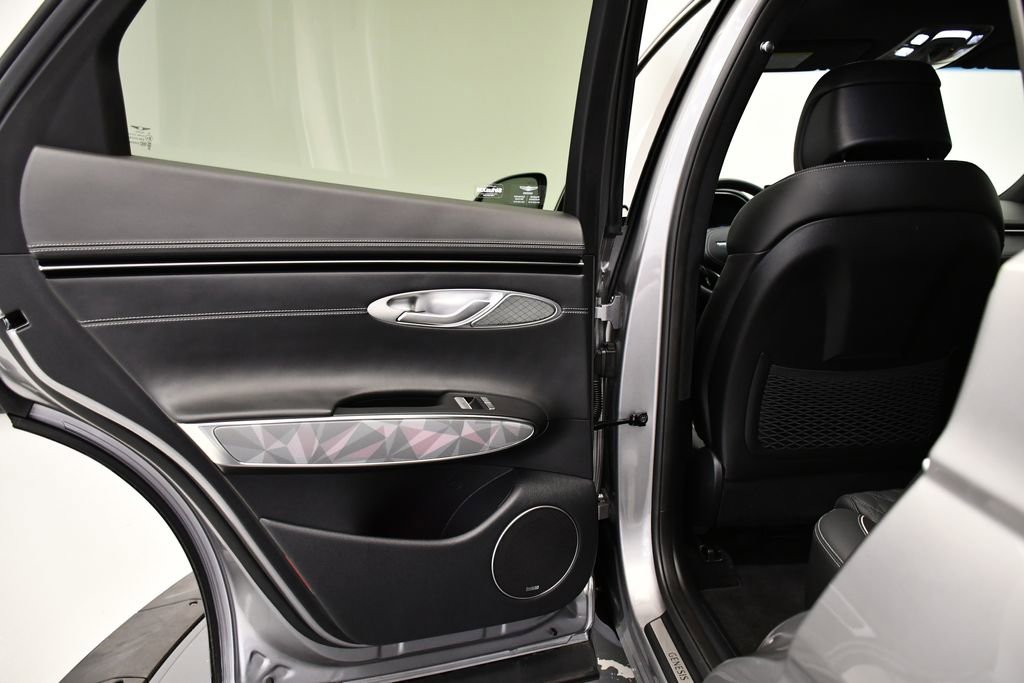 Used 2025 Genesis GV70 3.5T Sport w/ Sport Advanced Package image 39