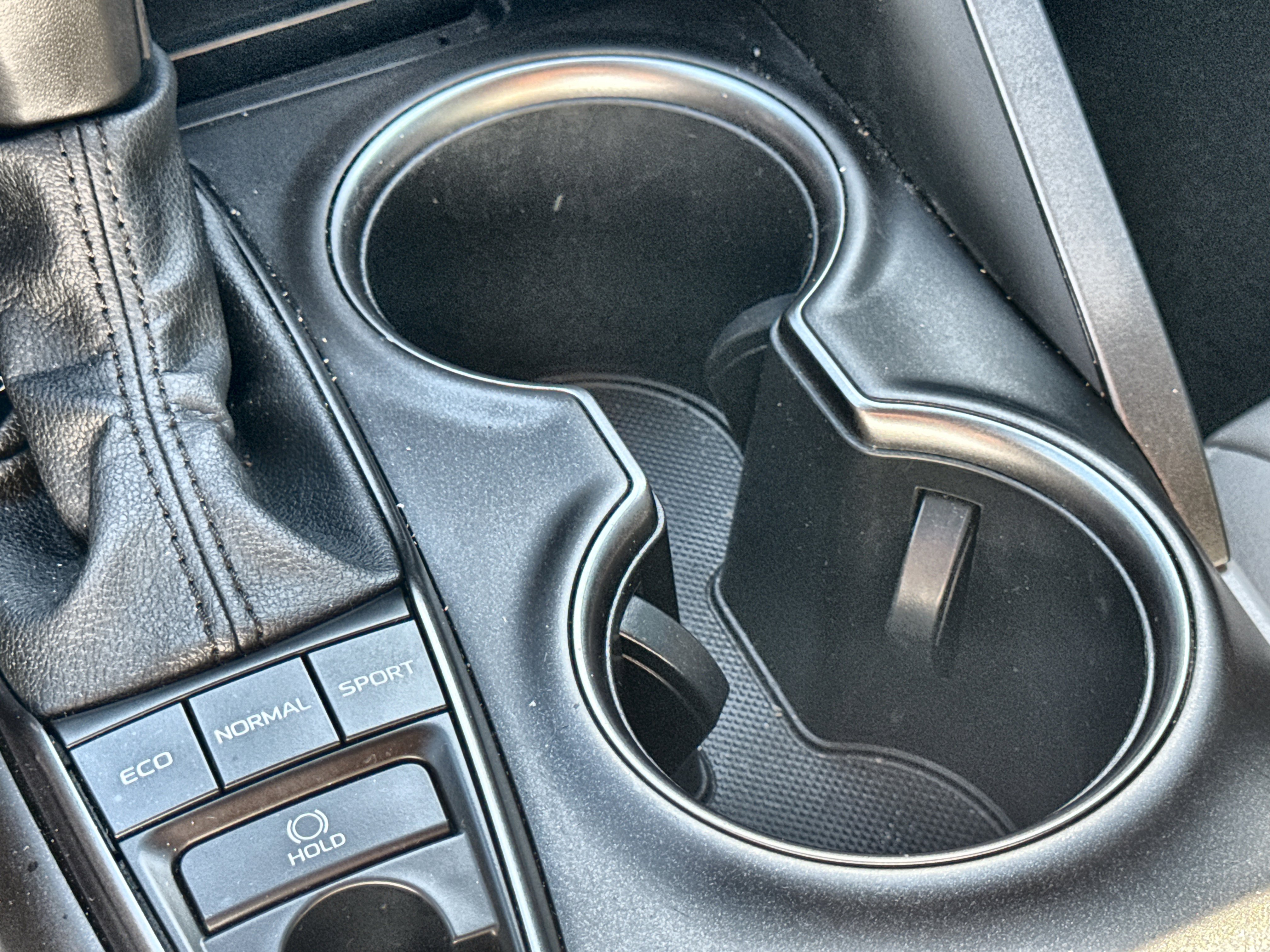 Used 2023 Toyota Camry SE image 34