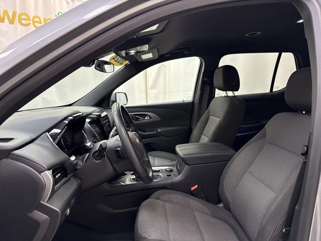 Used 2024 Chevrolet Traverse LT image 12