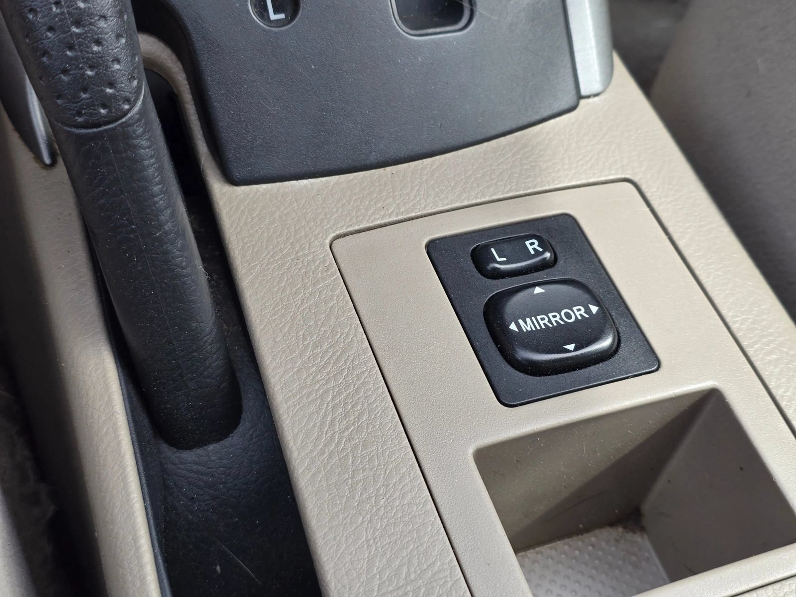 Used 2008 Toyota RAV4 4WD image 29