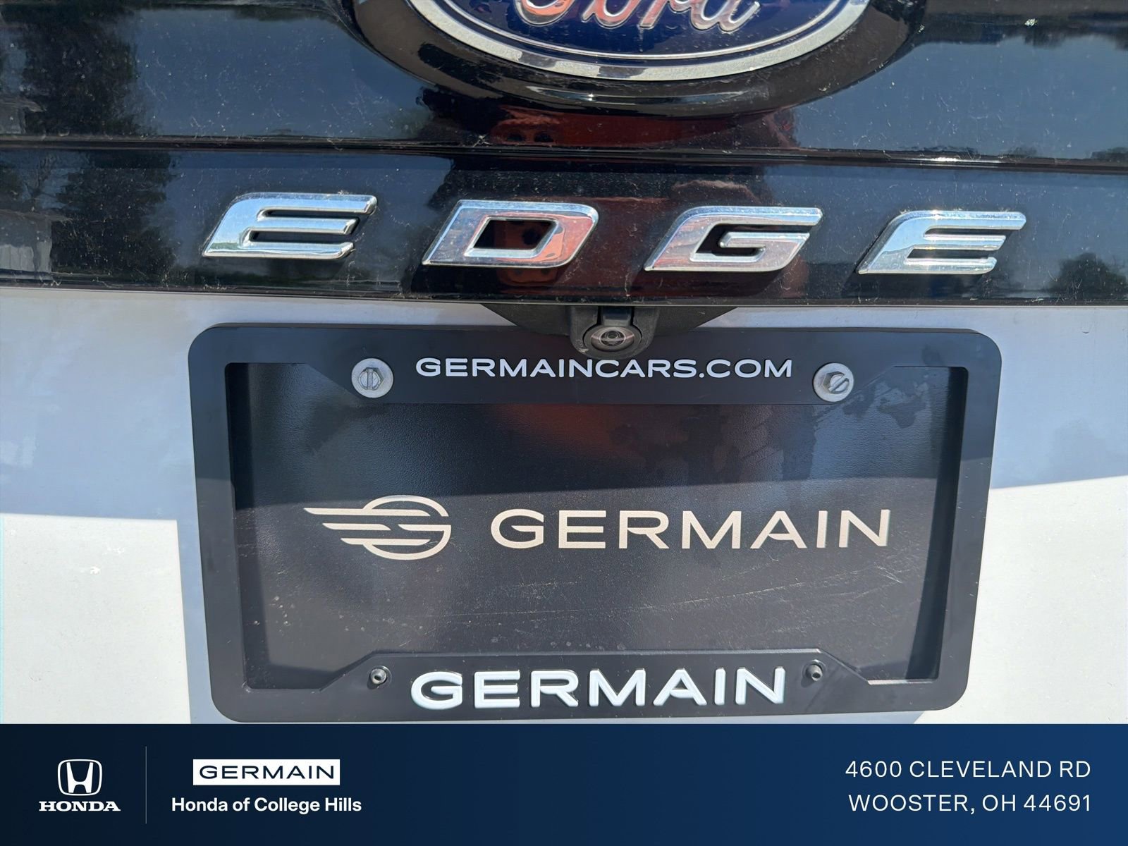 Used 2021 Ford Edge ST-Line w/ Class II Trailer Tow Package AWD/4WD image 4