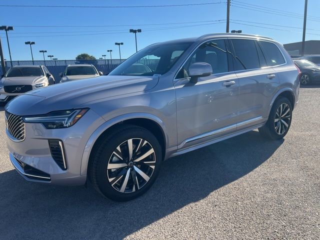 New 2026 Volvo XC90 B5 Core image 8