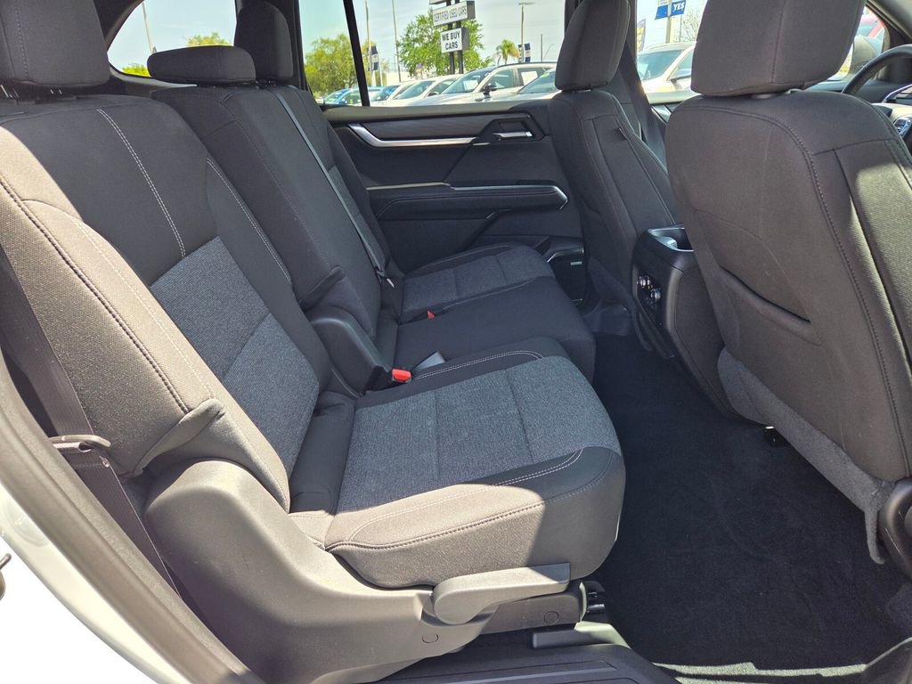 Certified 2025 GMC Acadia Elevation image 16