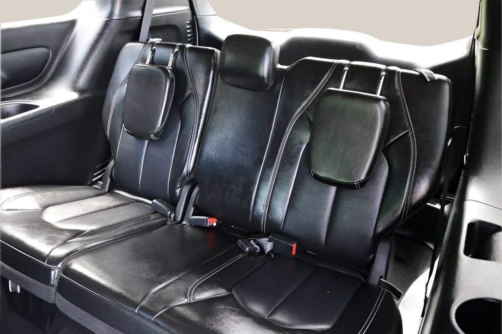Used 2025 Chrysler Pacifica Select FWD image 17