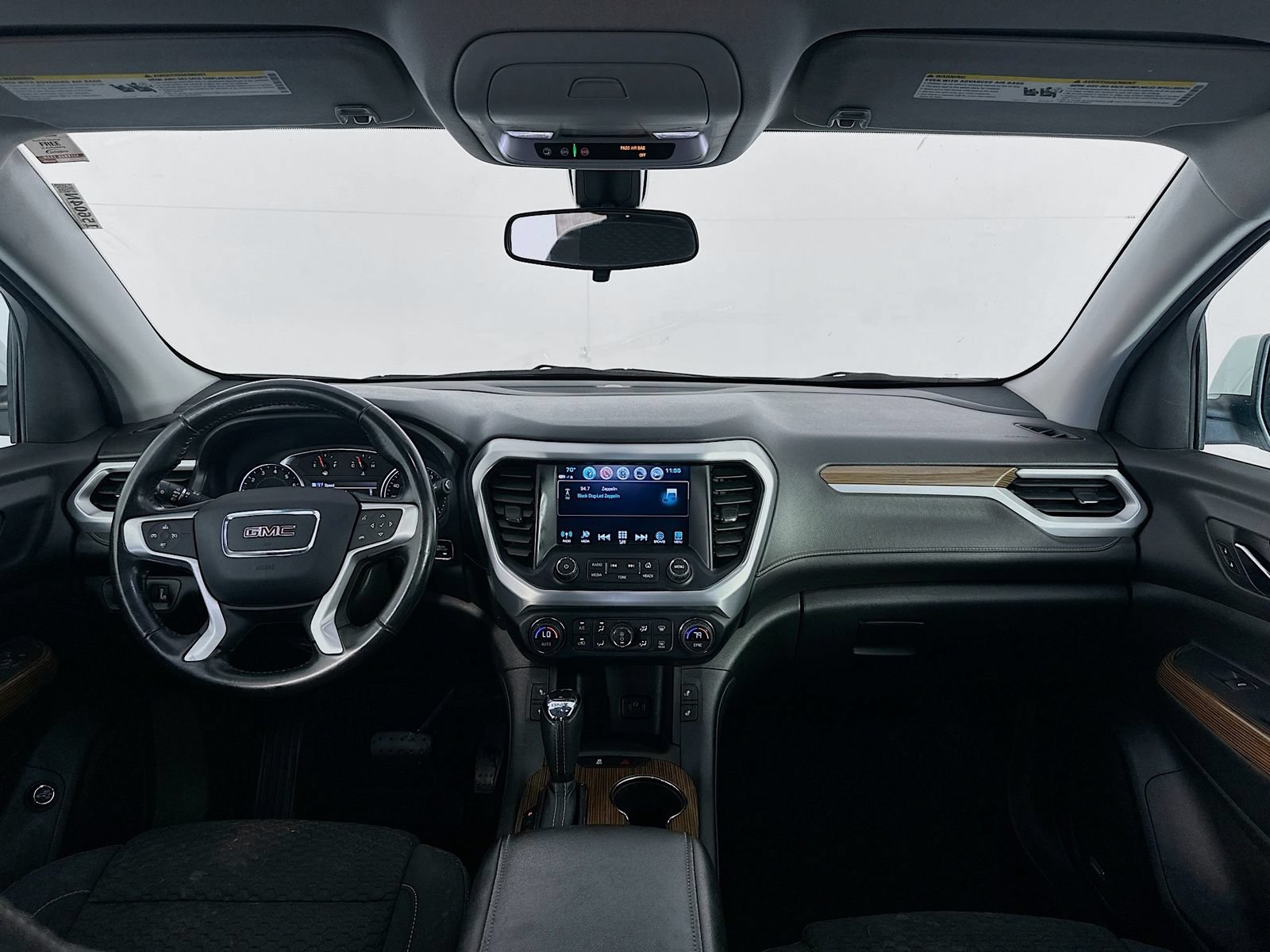 Used 2019 GMC Acadia SLE FWD image 22