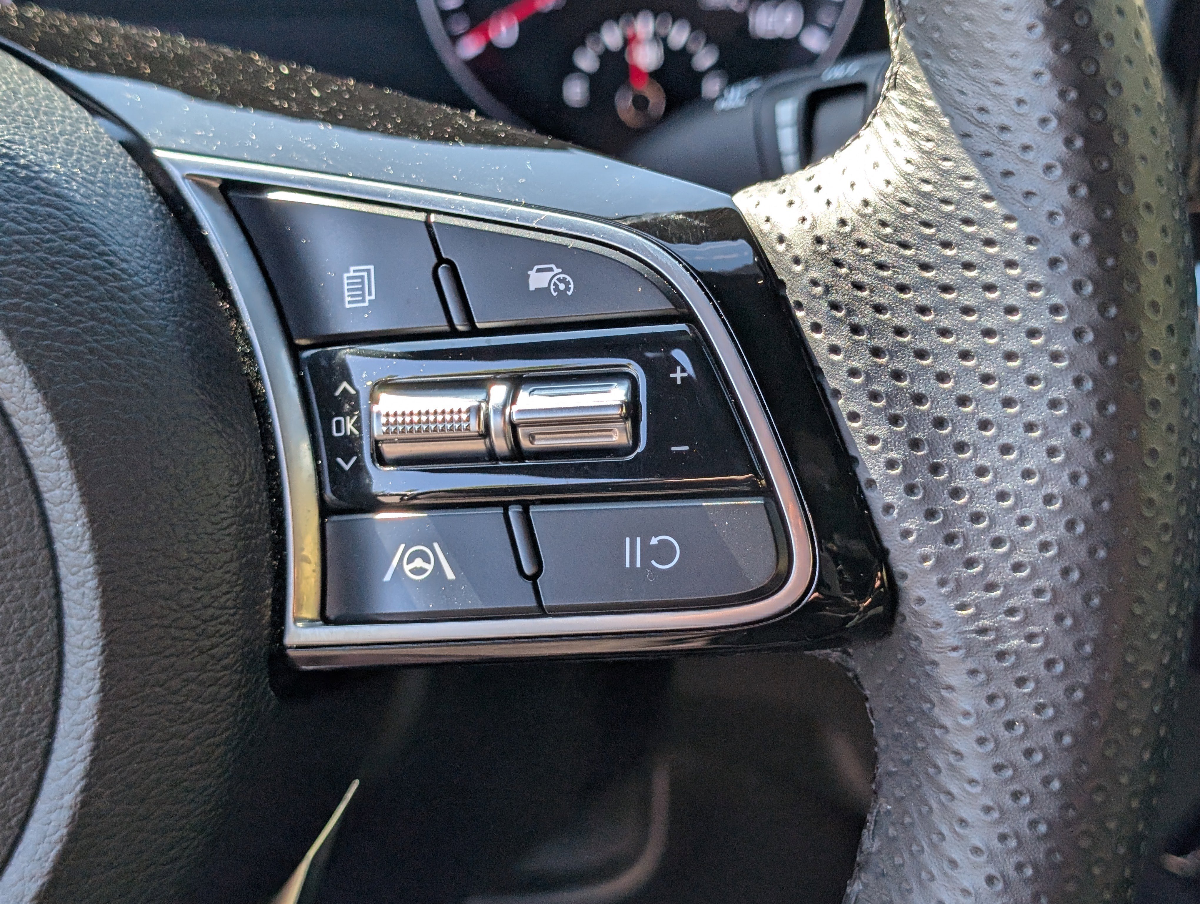 Used 2023 Kia Forte GT-Line FWD image 21