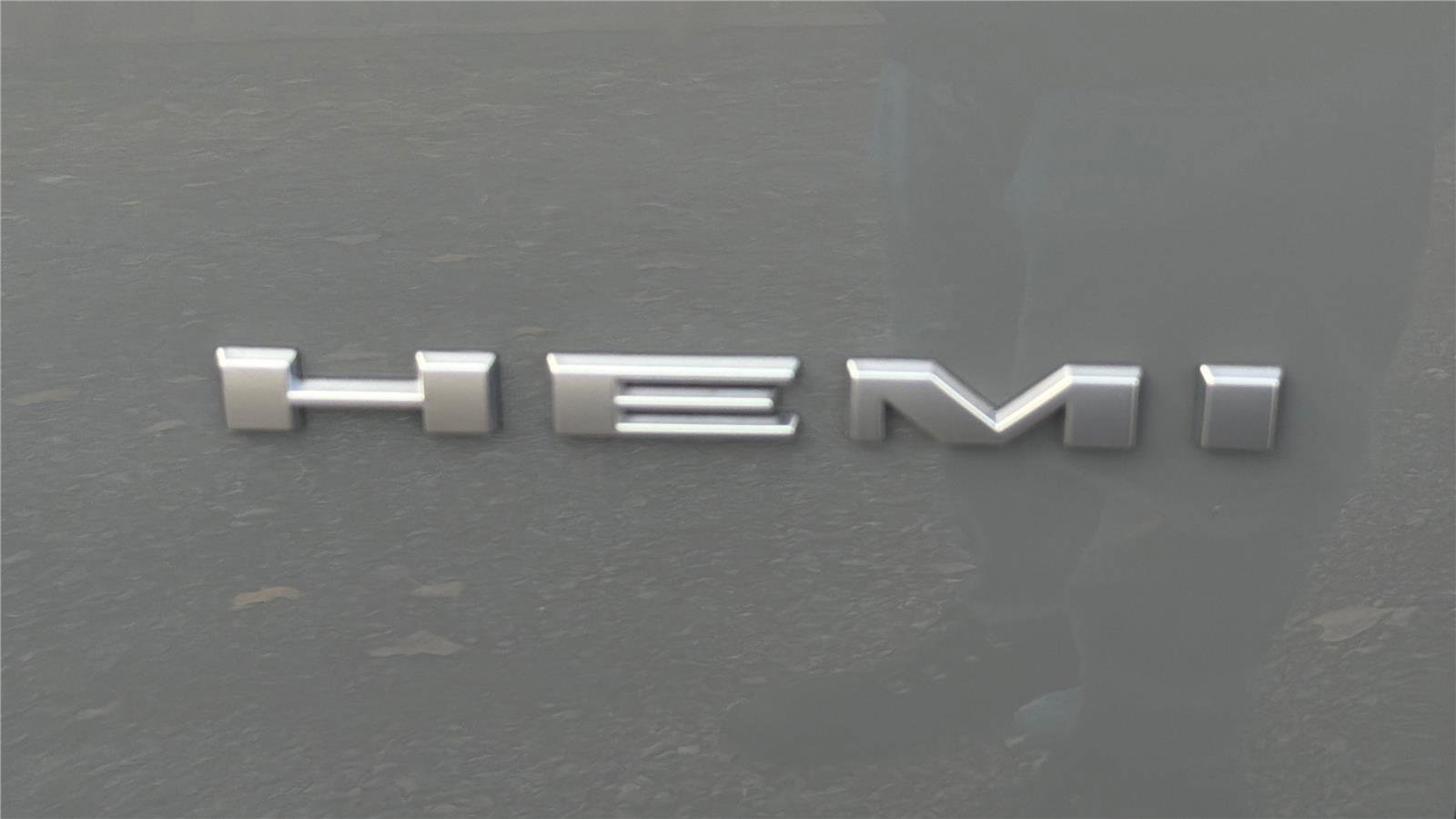 Used 2025 Dodge Durango R/T image 26