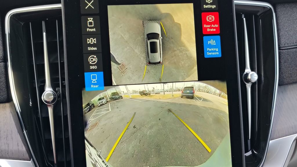 New 2026 Volvo XC90 T8 Ultra image 22