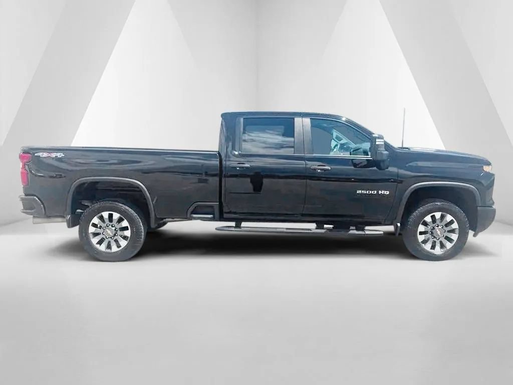 Used 2024 Chevrolet Silverado 2500 Custom w/ Custom Value Package AWD/4WD image 7