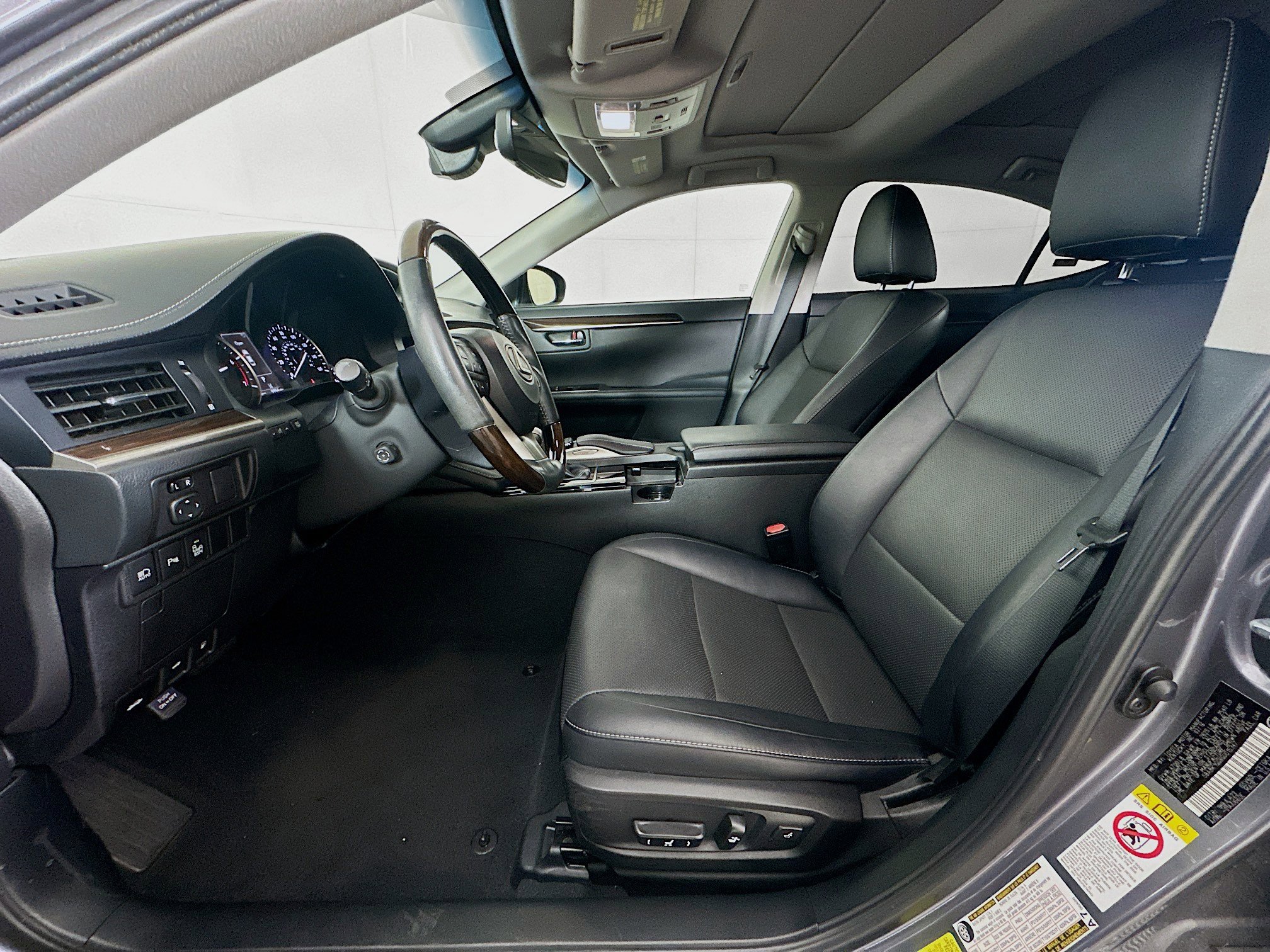 Used 2016 Lexus ES 350 w/ Navigation System Package FWD image 13
