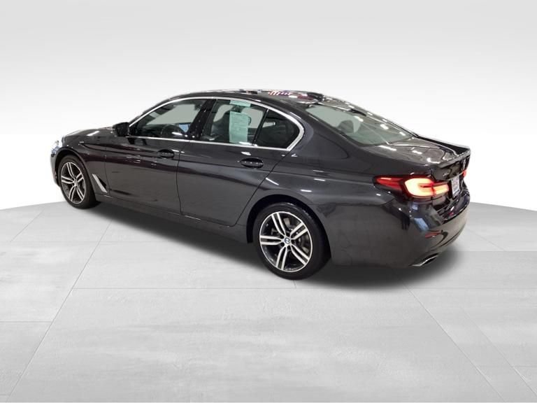Used 2021 BMW 540i xDrive w/ Convenience Package AWD/4WD image 3