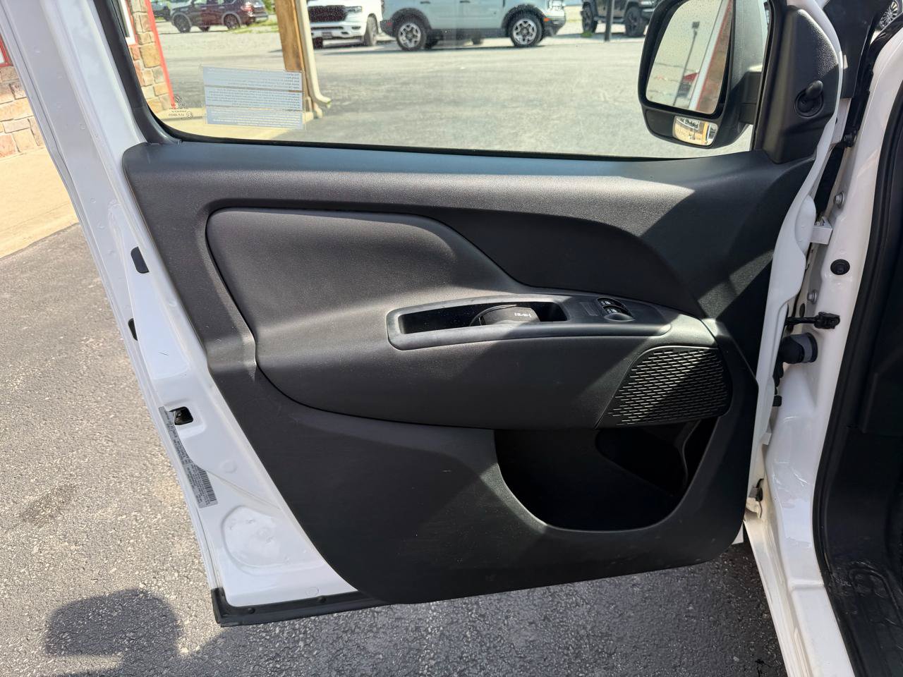 Used 2019 RAM ProMaster City Tradesman FWD image 13