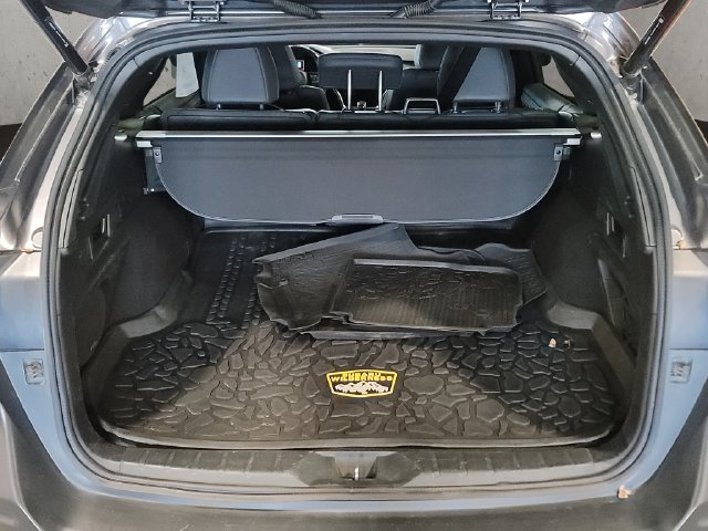 Used 2025 Subaru Outback Wilderness AWD/4WD image 8