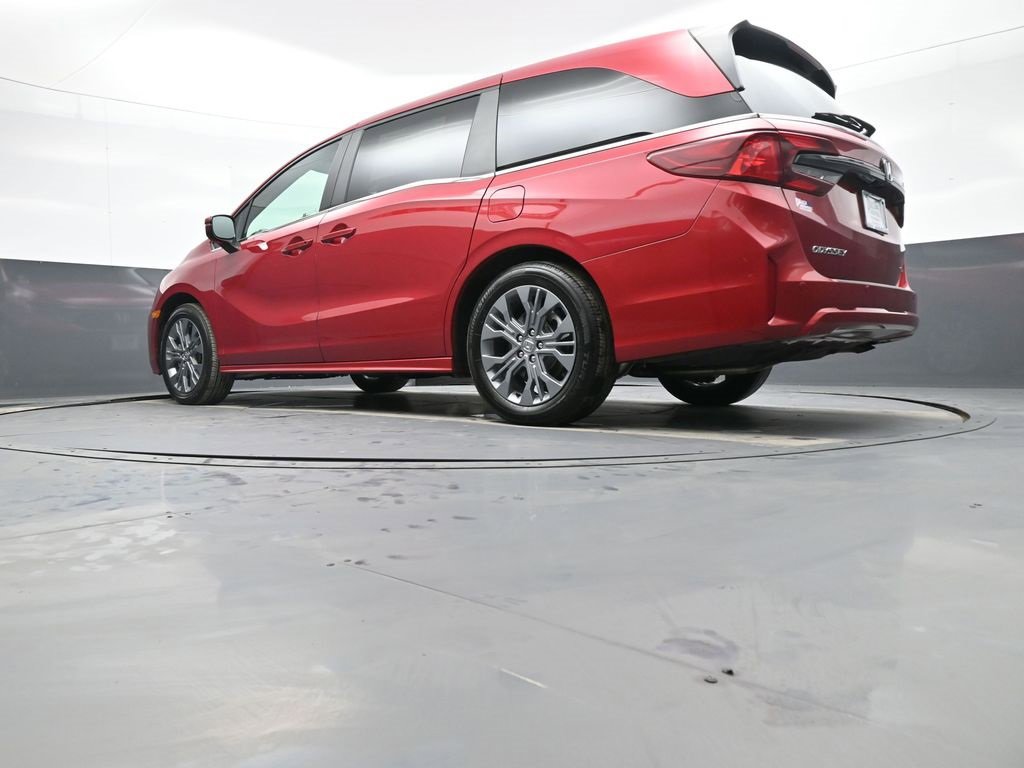 Certified 2025 Honda Odyssey Touring image 35