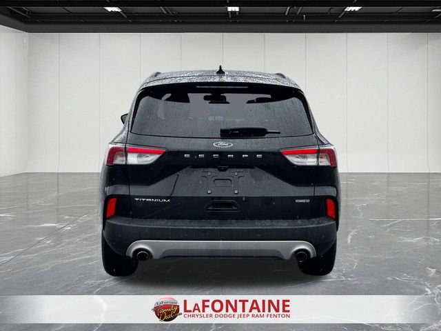 Used 2020 Ford Escape Titanium AWD/4WD image 4