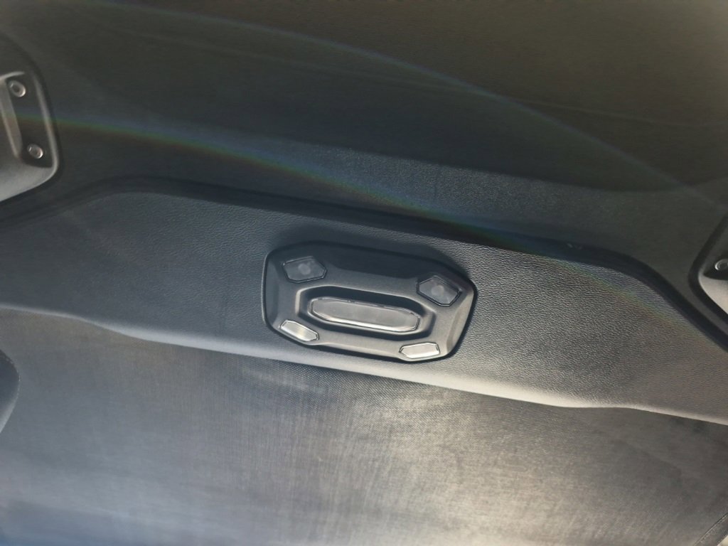 Used 2018 Jeep Wrangler Unlimited Rubicon image 49