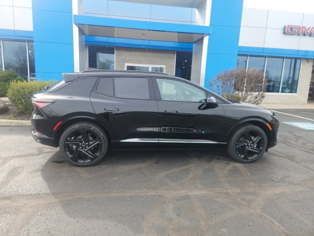 New 2025 Chevrolet Equinox EV RS image 4