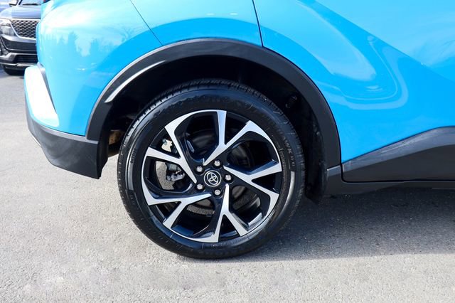 Used 2019 Toyota C-HR Limited image 45