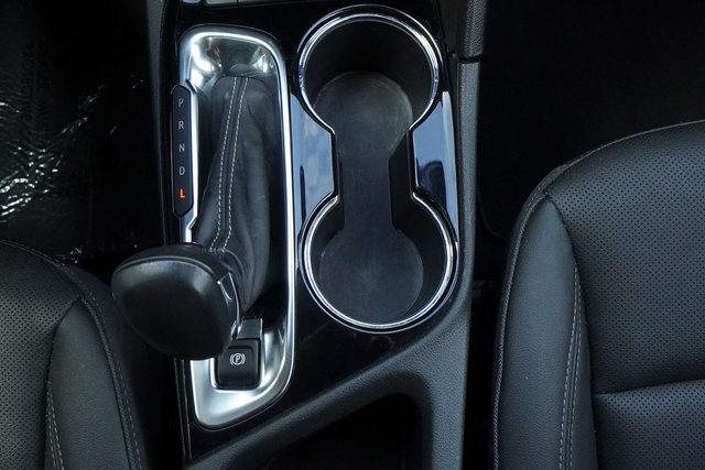 Used 2024 Buick Encore GX Sport Touring w/ Experience Buick Package FWD image 19