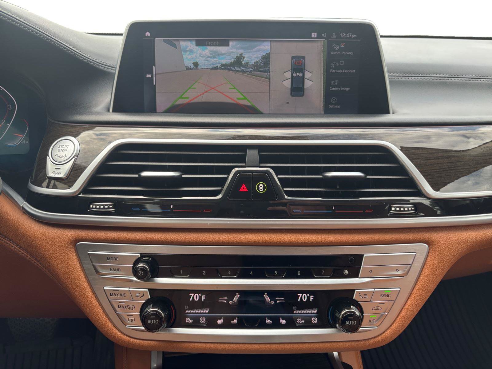 Used 2022 BMW 750Li xDrive AWD/4WD image 27