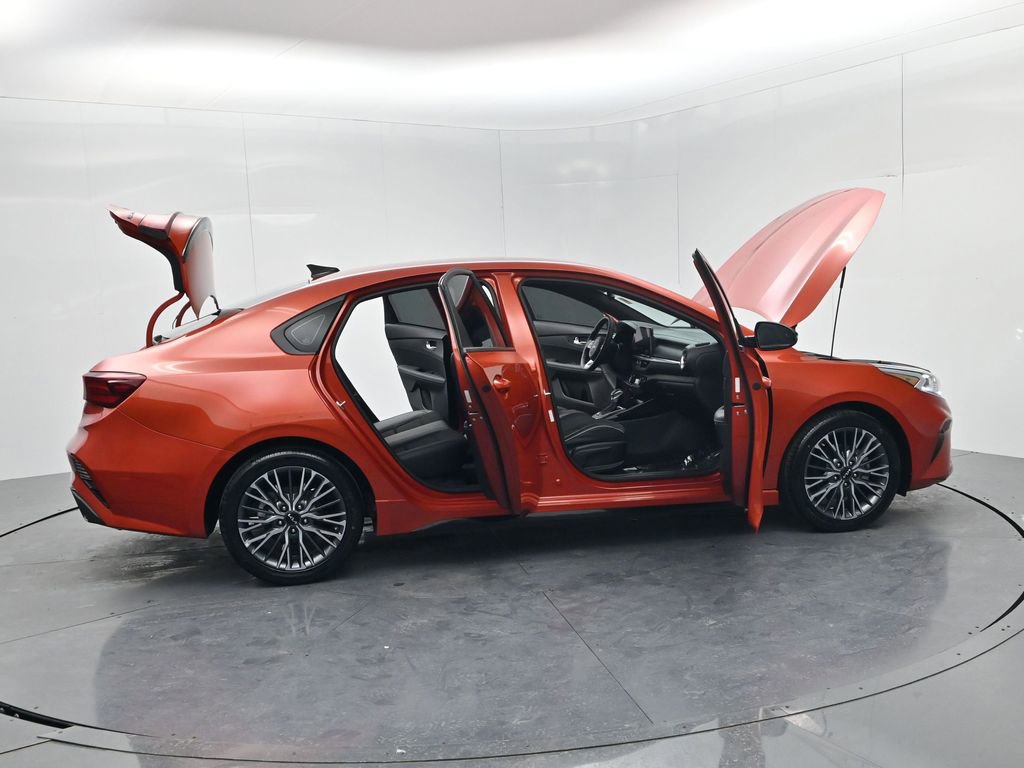 Certified 2023 Kia Forte GT-Line image 54