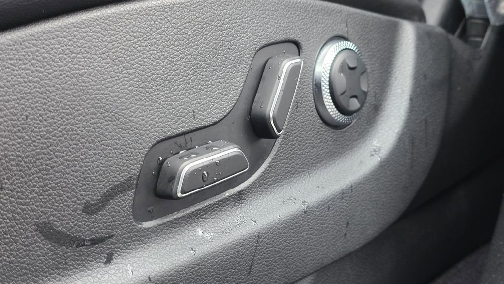 Used 2025 Genesis GV80 2.5T Standard image 60