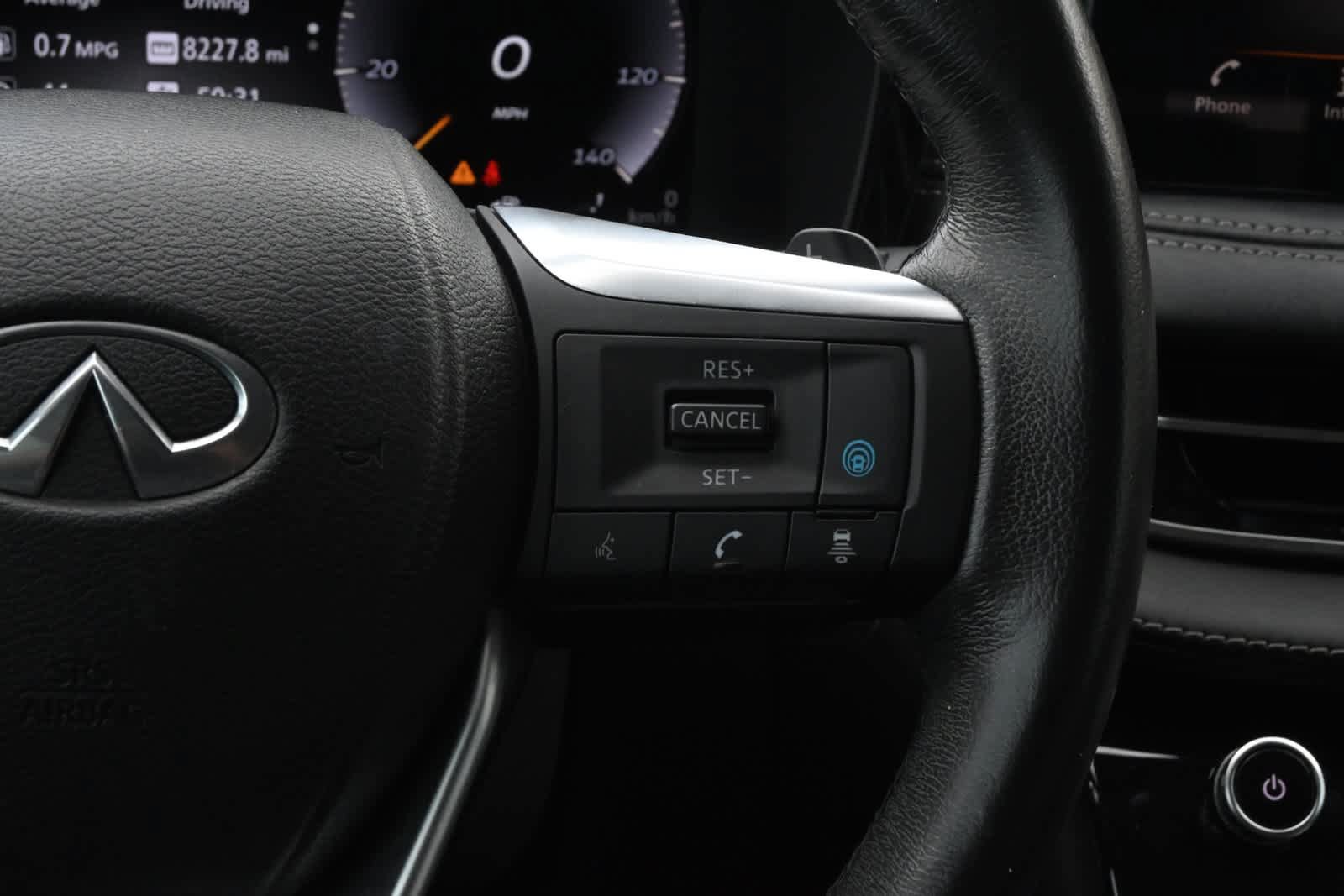 Used 2022 INFINITI QX60 Luxe w/ Cargo Package FWD image 11