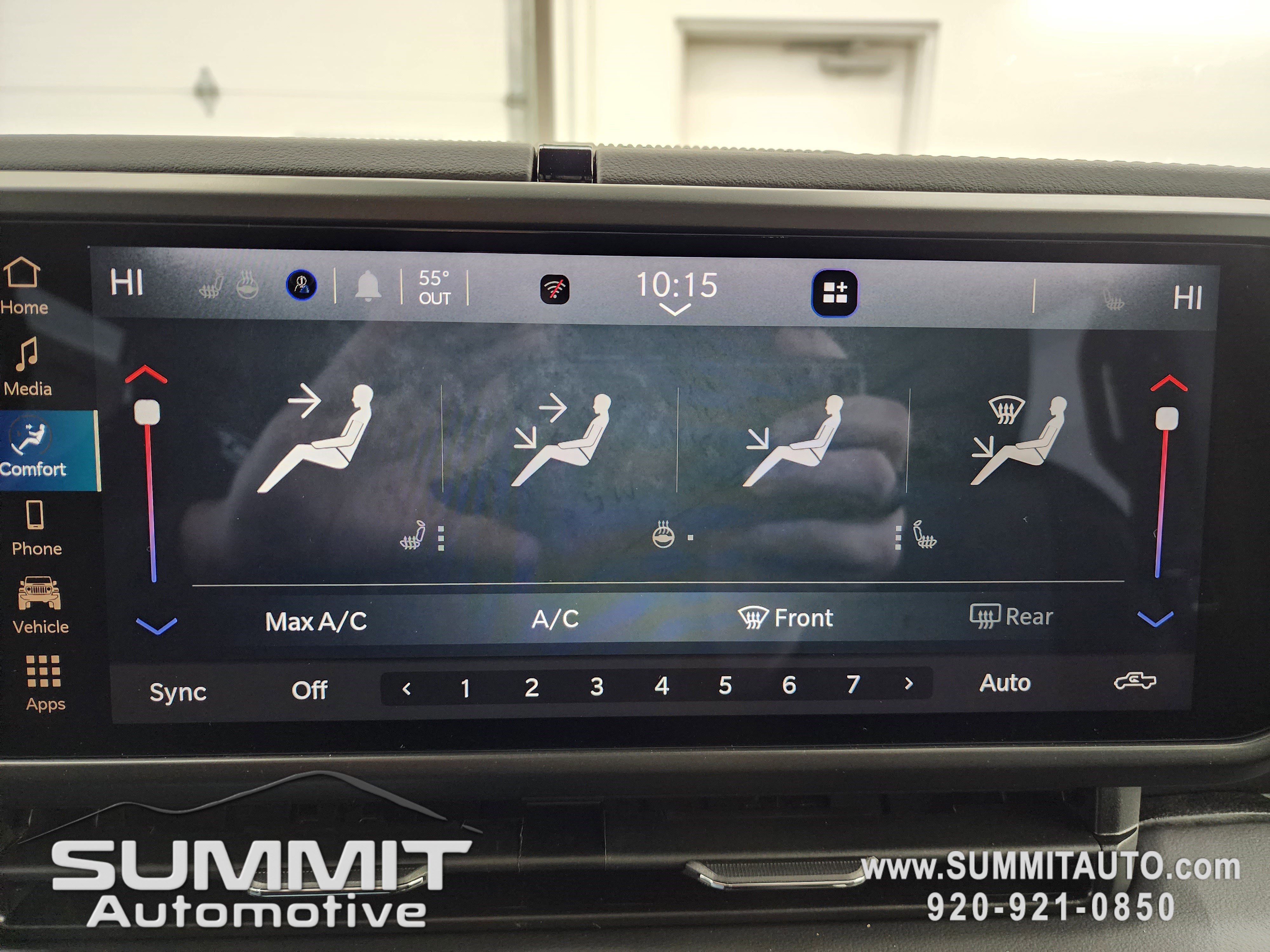 New 2026 Jeep Gladiator Sahara image 47